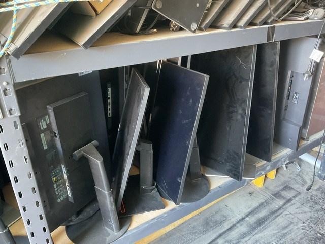 Approx 15 Assorted Computer Monitors