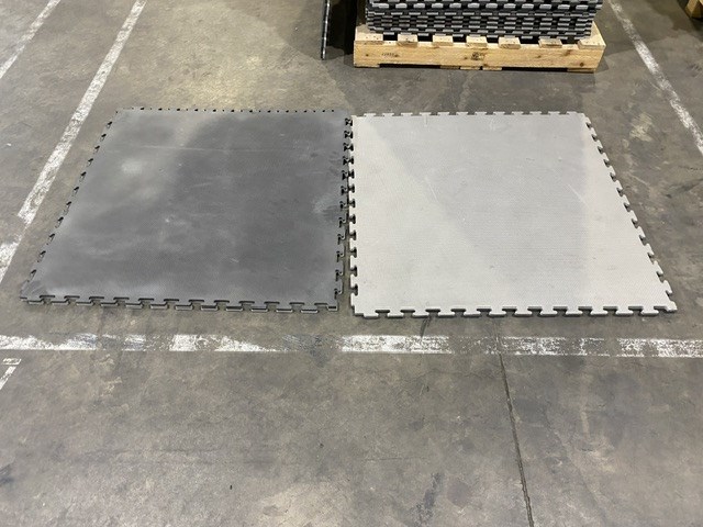 <p>Large Qty of Square Interlocking Rubber Mats</p>