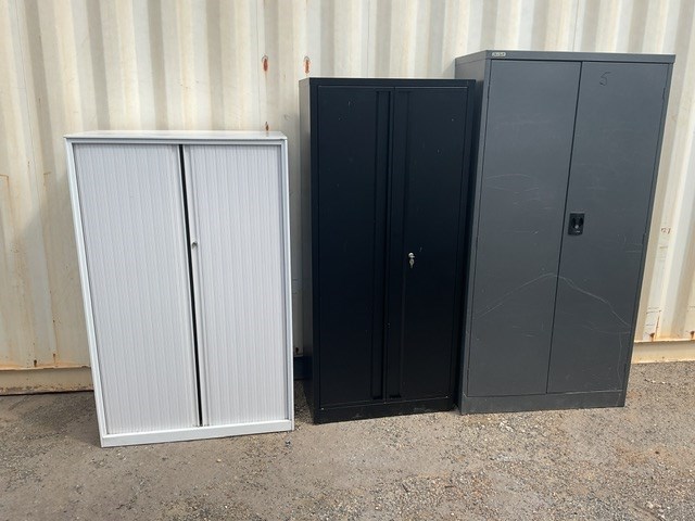 <p>3 Metal Cabinets</p>