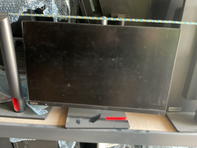 <p>Approx 15 Assorted Computer Monitors </p>