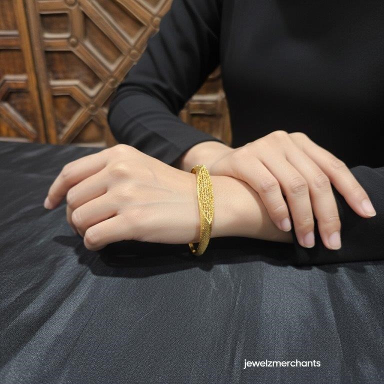 22KGold-filled/Italy Stamped Yellow Gold Filled  Bangle -60MM