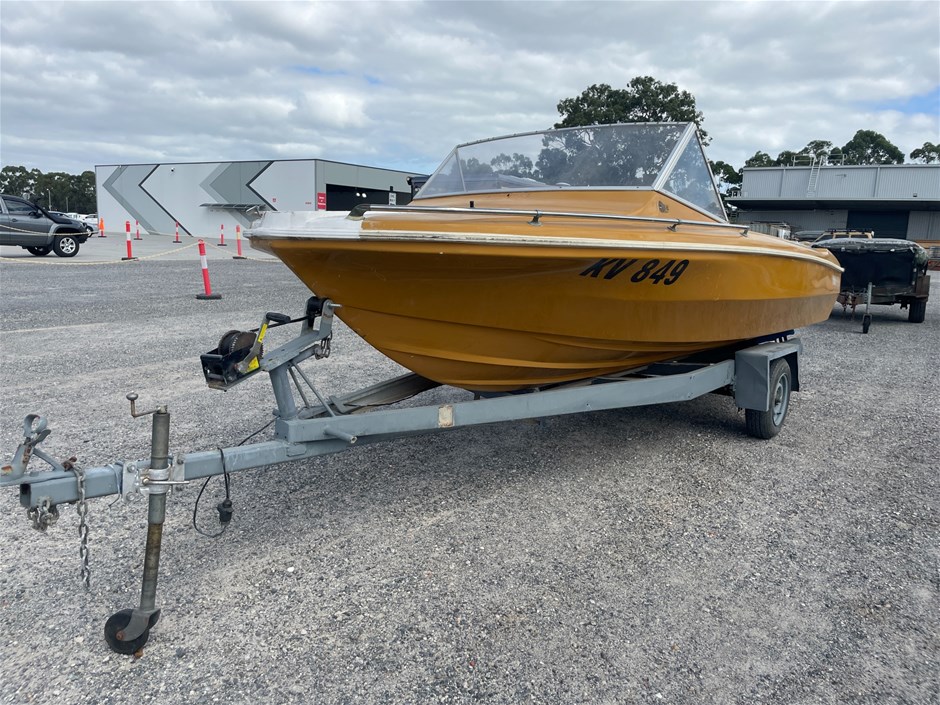 Caribbean Cougar Power Boat