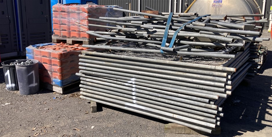 Package of Temporary Fencing Items - Newcastle