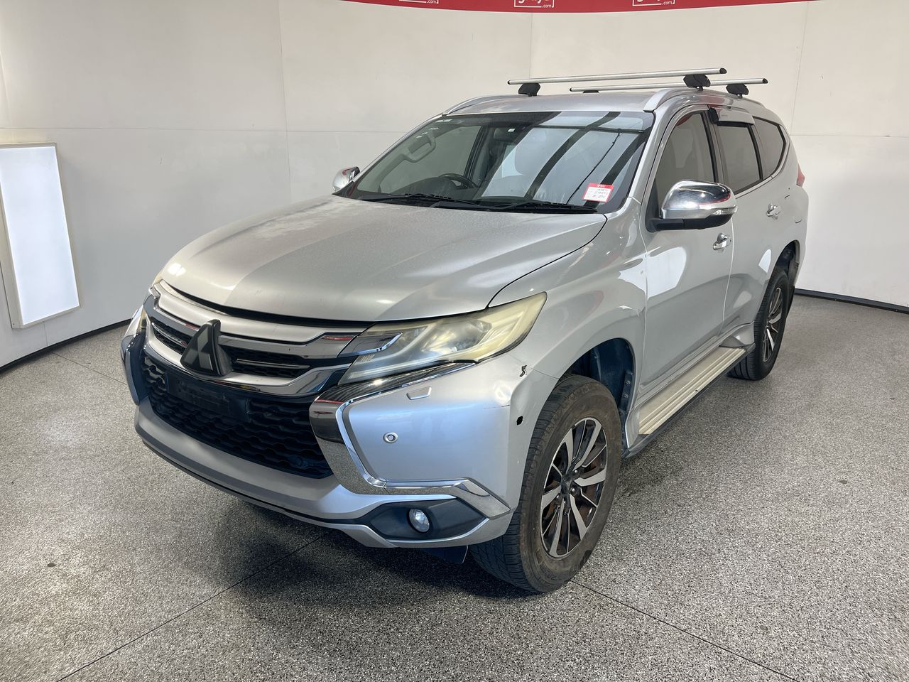 2016 Mitsubishi PAJERO SPORT Exceed QE Turbo Diesel Automatic - 8 Speed Wagon