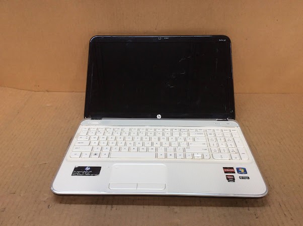 HP Pavilion g6 Notebook PC Laptop AMD A6-4400M 4GBRAM/500GB White
