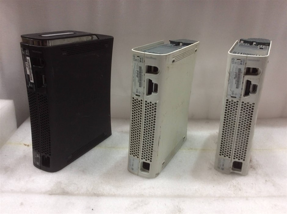 Microsoft Xbox 360 Gaming Console (Lot of 3)