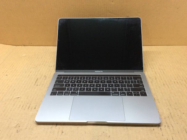APPLE MacBook Pro (A 1706) (EMC 3071) Laptop i5-6267U 8GBRAM/512GB SSD
