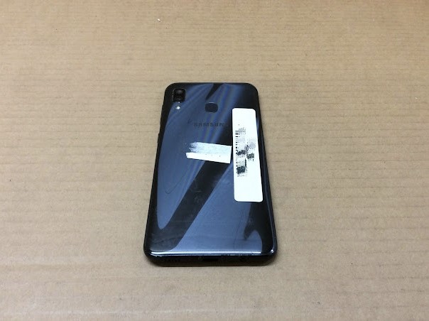 SAMSUNG GALAXY A30 Phone 32GB