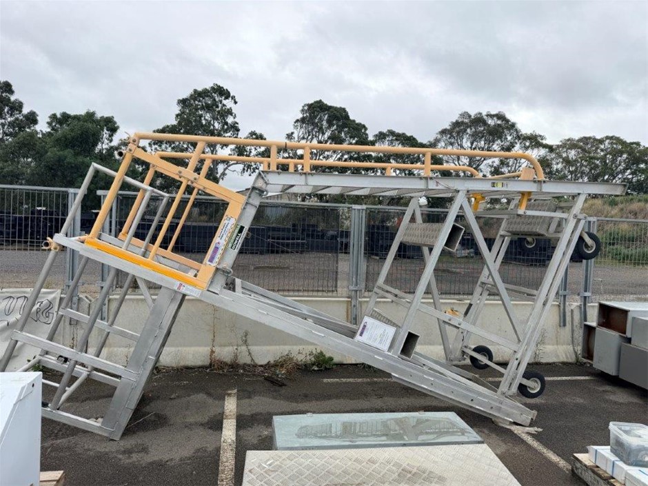 Star Aluminium Platform Ladder