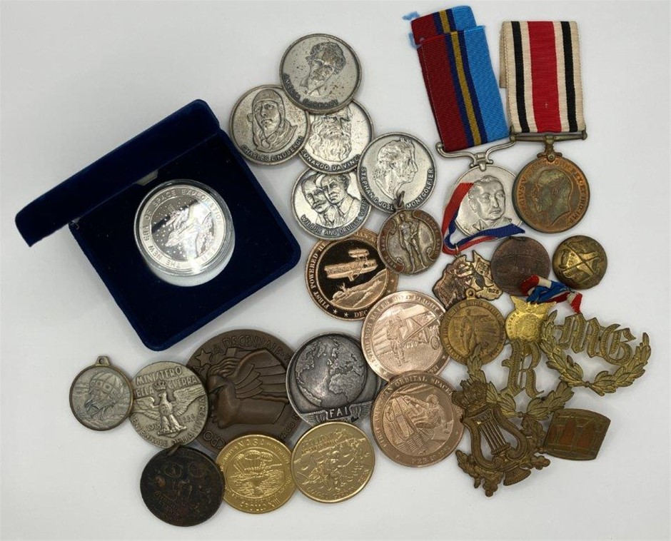 Approx. 28 x Asstd World Aviation medals and other asstd medallions