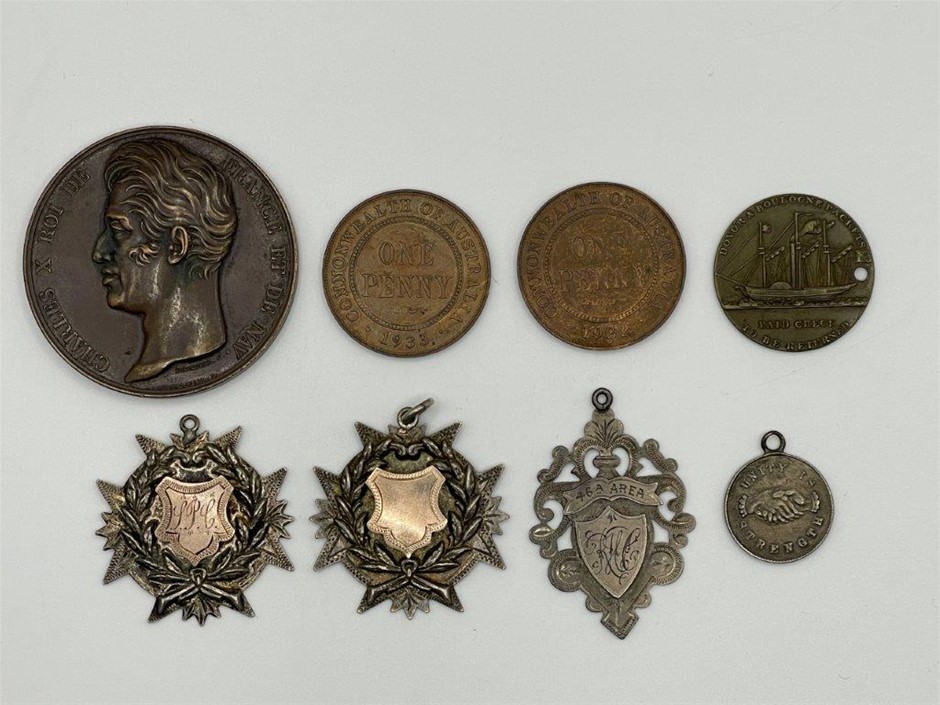 8 x Asstd AU silver fobs, George V pennies and the medals