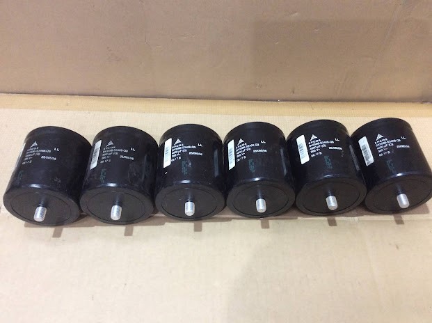 EPCOS B43586-S3468-Q3 Electrolytic Capacitors (Lot of 6)