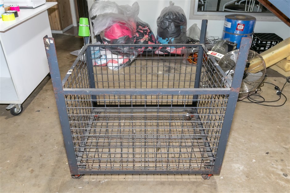 Mobile Steel Mesh Stillage