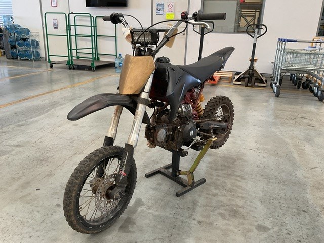 <p>2009 Off Road Motorcycle</p>