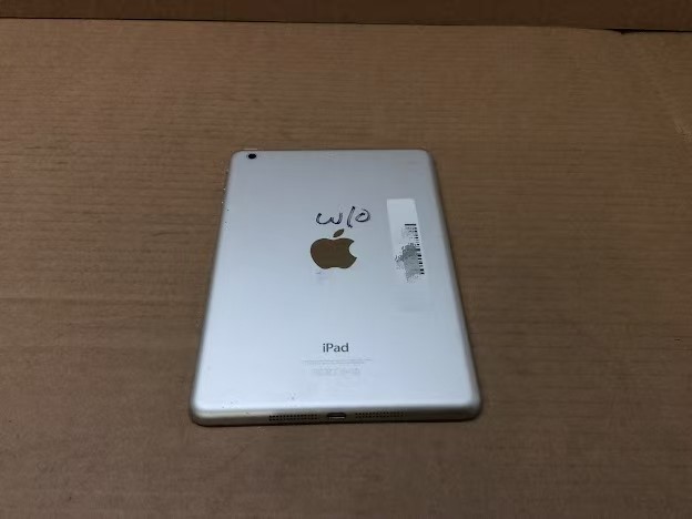 APPLE IPAD MIINI 2 A1489 A7 Tablet 16GB