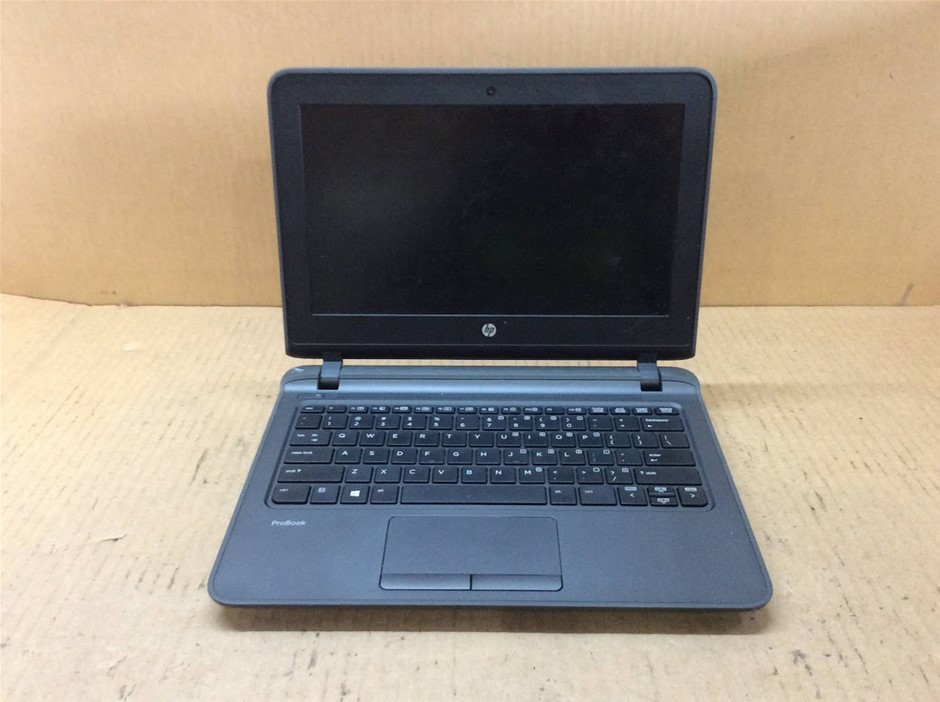 HP ProBook 11 G1 Laptop i3-5005U 4GBRAM 128GB Black