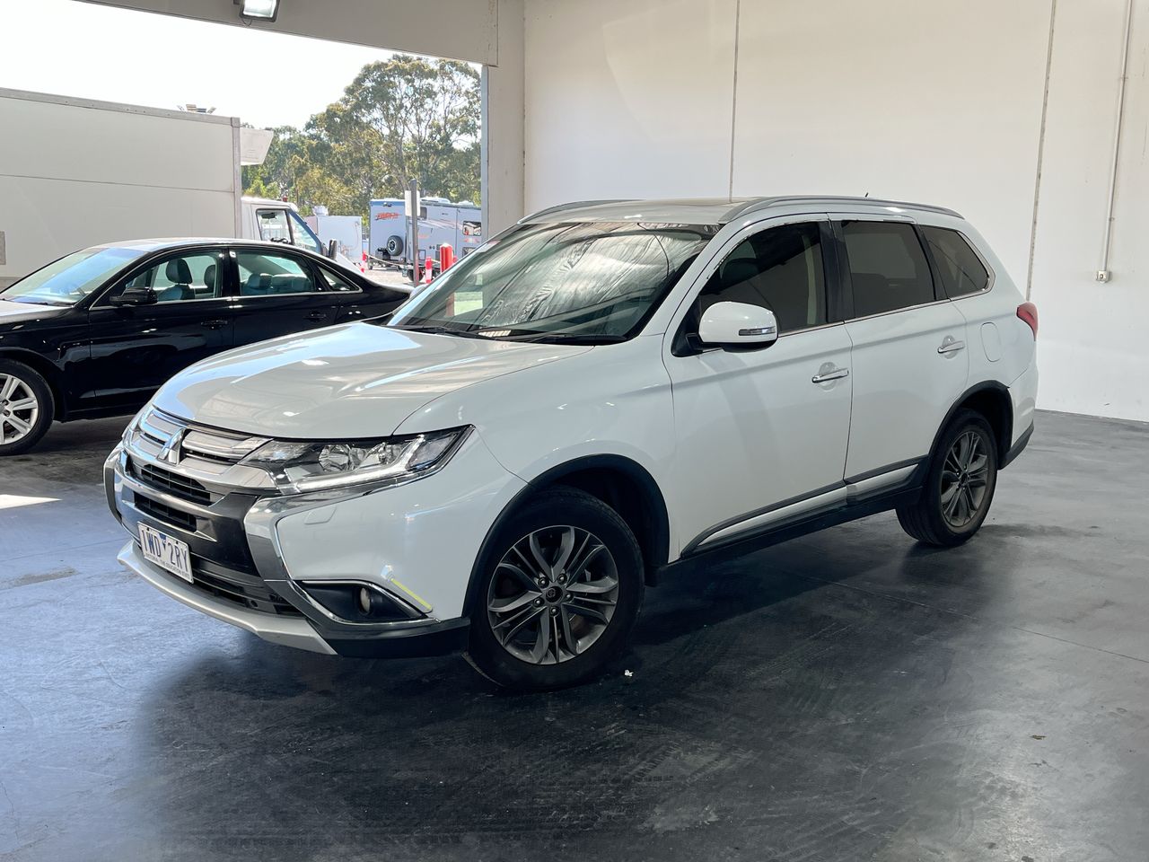 2016 Mitsubishi Outlander EXCEED 4WD ZK Turbo Diesel AT 7 Seats Wagon