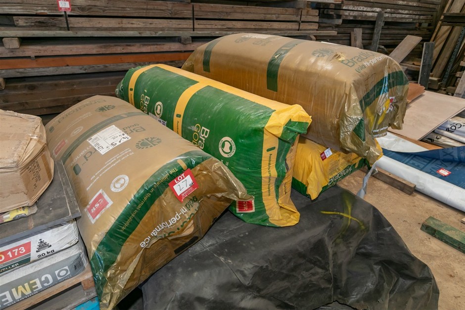 BRADFORD GOLD Hi Performance Wall Insulation Batts