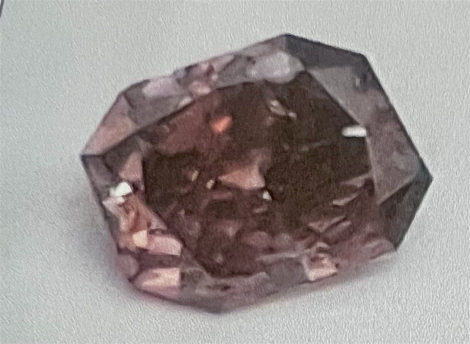 0.40 carat pink square radiant cut deep b orangy pink value: $28,560