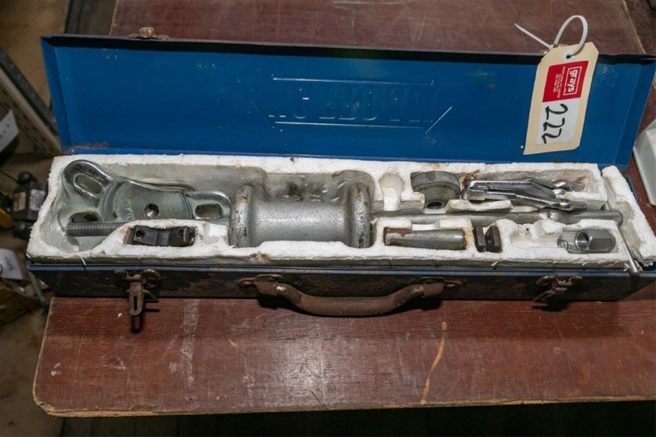 Sliding Hammer Kit with Steel Case