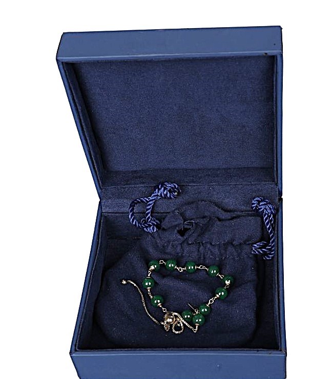 Bracelet with 14Kt Gold and Jade Beads. NB: Needs Repair. Buyers Note - Di