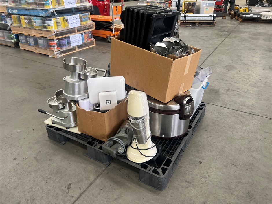 <p>Pallet Comprising Catering Equipment</p>