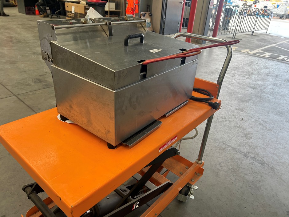 Woodson WFR180 Twin Fryer