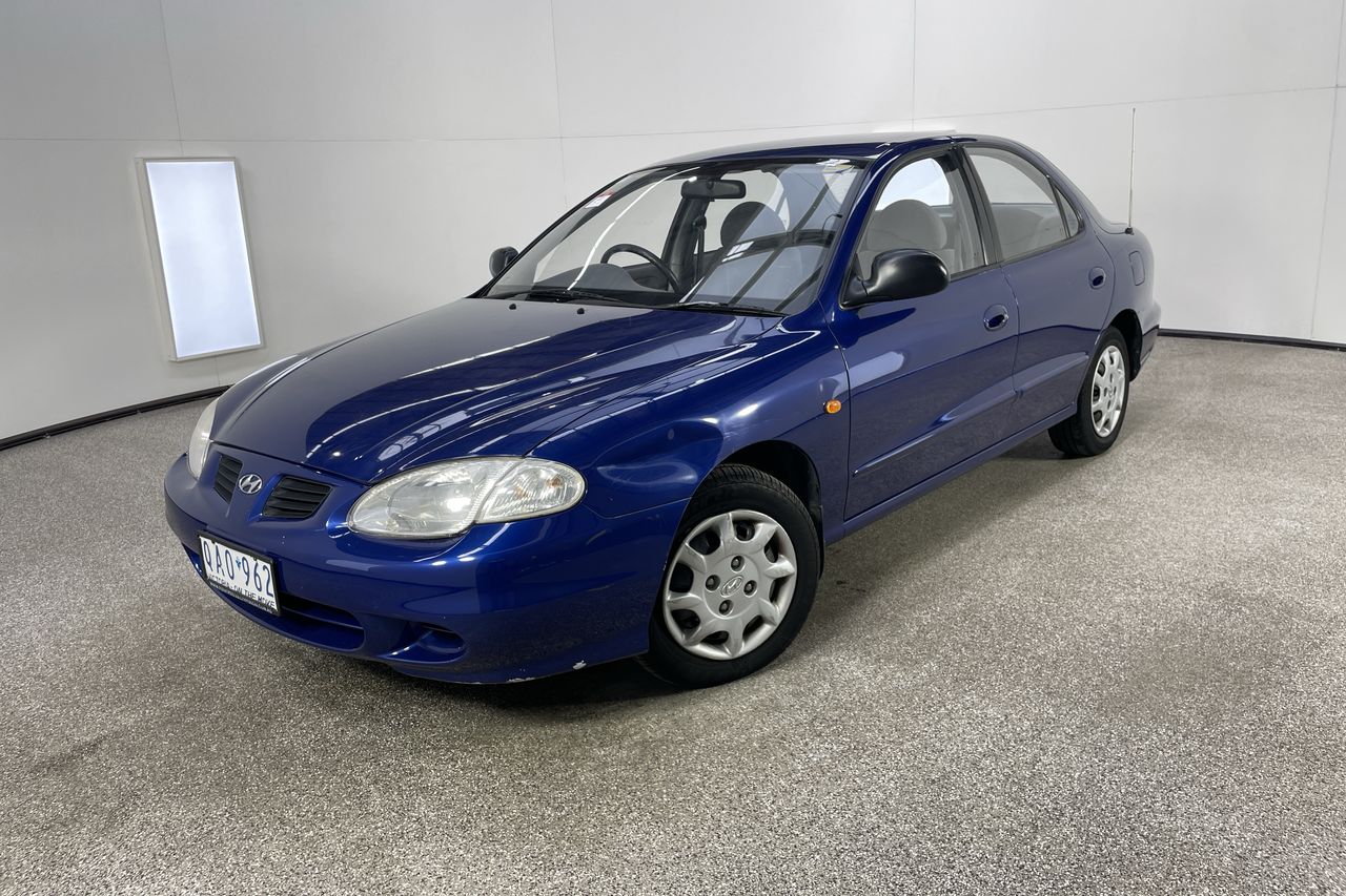 1999 Hyundai Lantra SE J3 Automatic Sedan