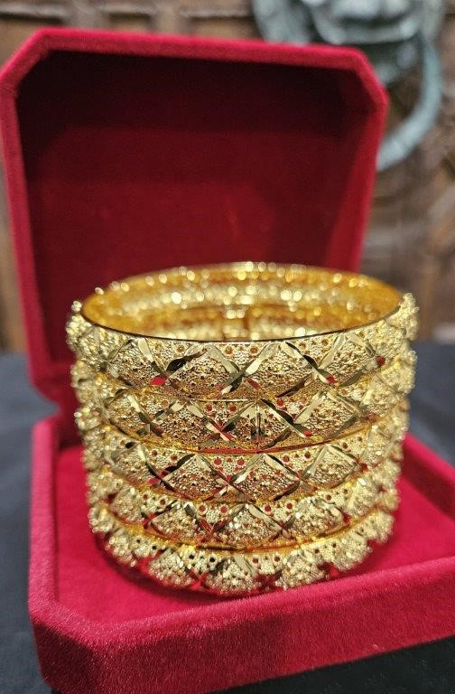 6pcs x 22K/ITALY Triple Yellow Gold Plated Bangles with Stamps