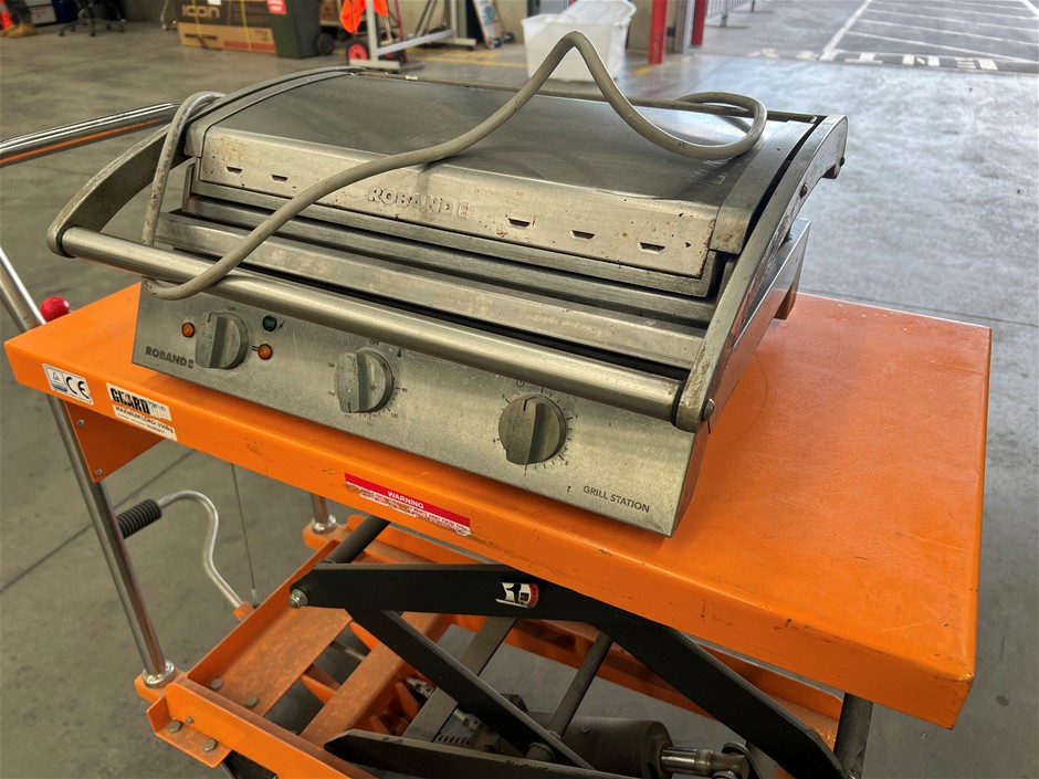 Roband Grill Station GSA815S
