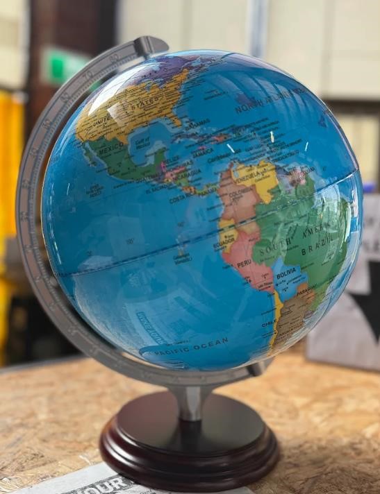 Classic Traditional World Globe 30cm diameter. Photo as is.