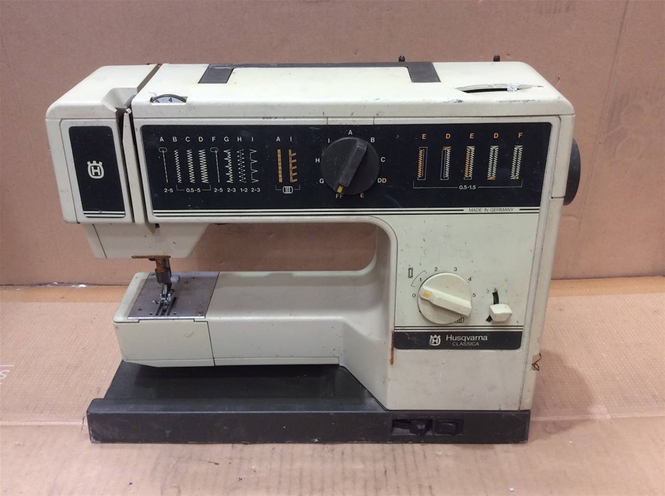 Husqvarna Classica Sewing Machine
