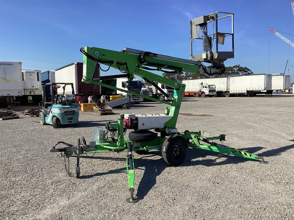 <p>2015 Nifty 120TPE Knuckle Boom Lift</p>