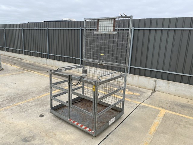 <p>East West Engineering WP Forklift Cage</p>