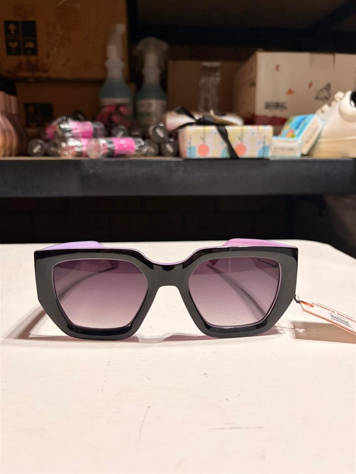 RIVERS Women's Sunnies