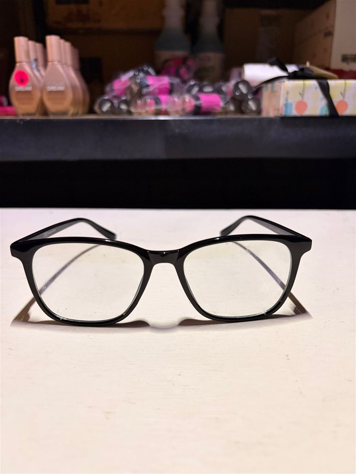 MAX & MILLER Glasses