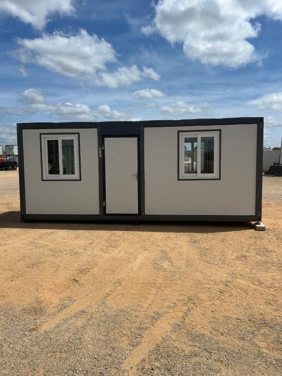 6m Accommodation/Office Block (Unused)