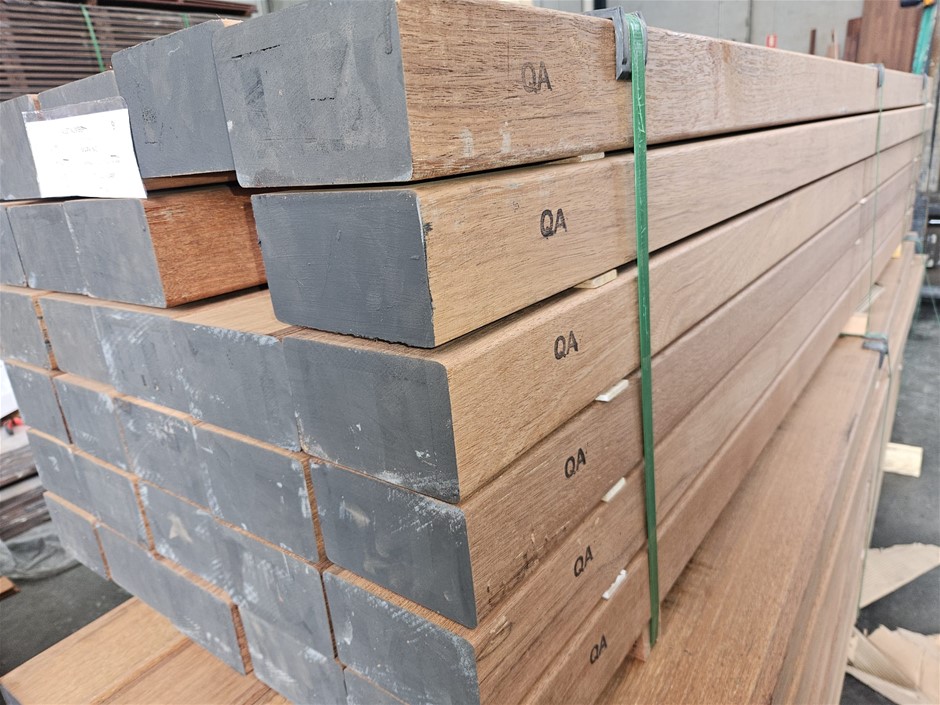 Merbau FJL POST 125X75MM at 2.4 meter DAR KILN DRIED, SELECT GRADE