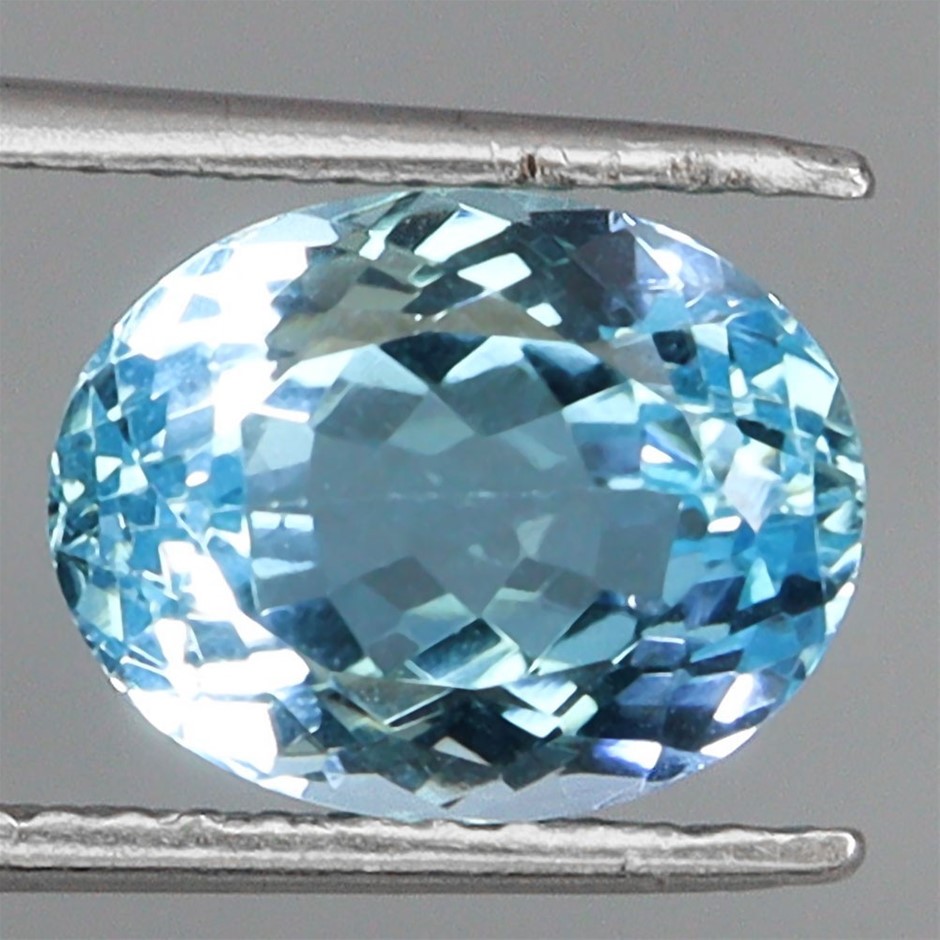 7.72ct Oval Facet Cut Sky Blue Topaz Gemstones - 1Pc
