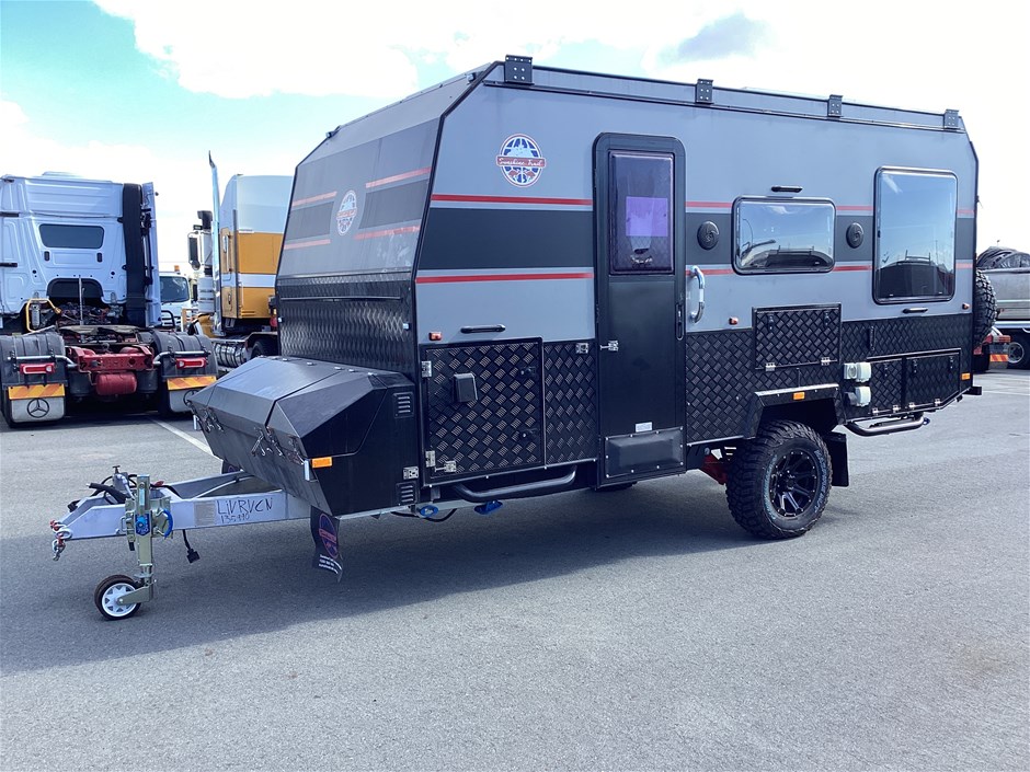 2025 Sunshine Trail  Highlander 15 Twin Caravan