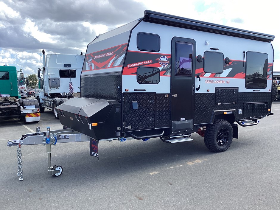2025 Sunshine Trail Highlander 15 Quad Caravan