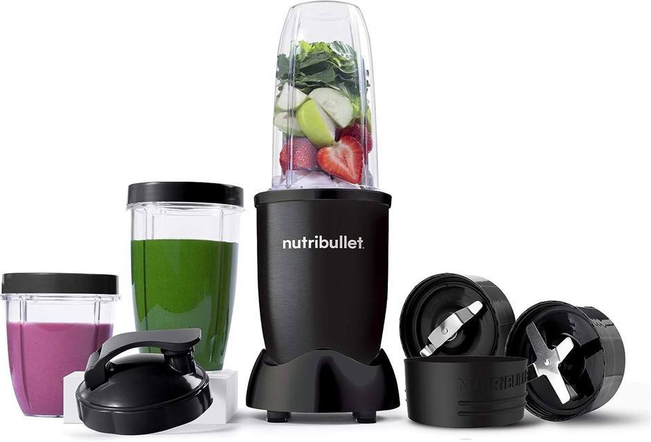 NUTRIBULLET 900W Series Blender, 11 Piece Set, Black. NB: Has Been Used.