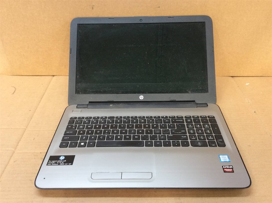 HP 15-AY151TX Laptop I5-7200U 4GBRAM 128GB Grey