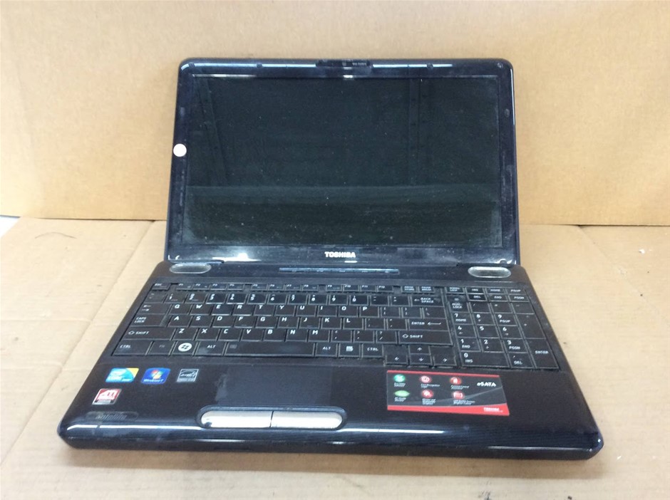 TOSHIBA Satellite L500 Laptop i5-M430 4GBRAM 500GB Black