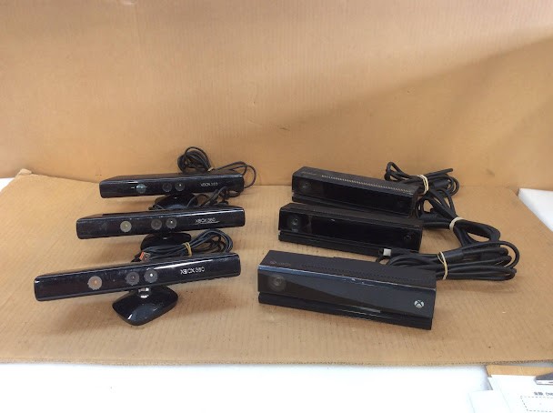 Microsoft 1520&1414 Kinect Sensor for Xbox 360/XBOX ONE Console (Lot of 6)