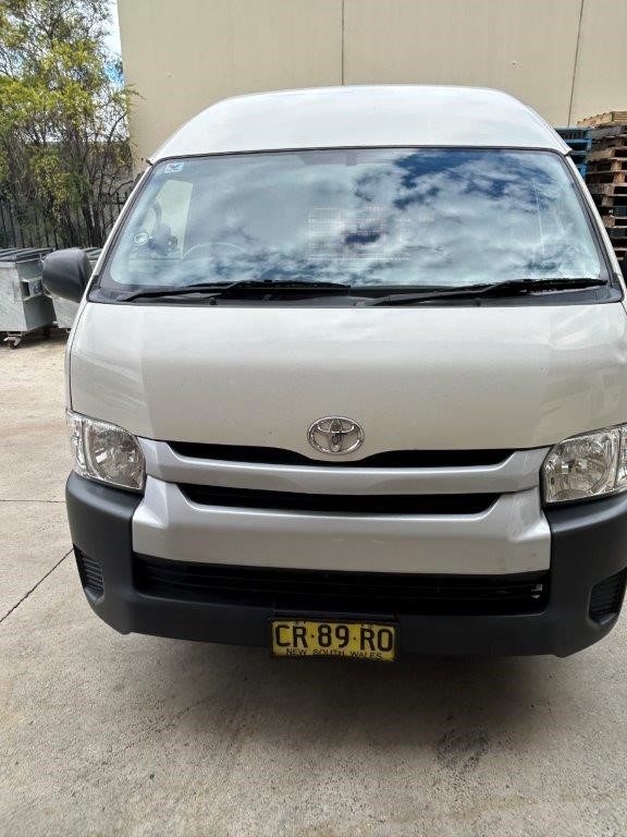 2018 TOYOTA HIACE SLWB T/D 200 SER VVT-I Van