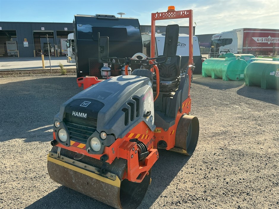 Hamm HD10CVV Smooth Drum Roller