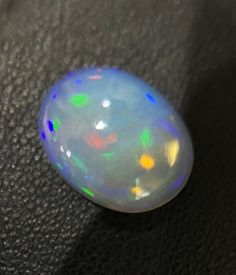 4.35 CT Lovely Natural Fiery Opal