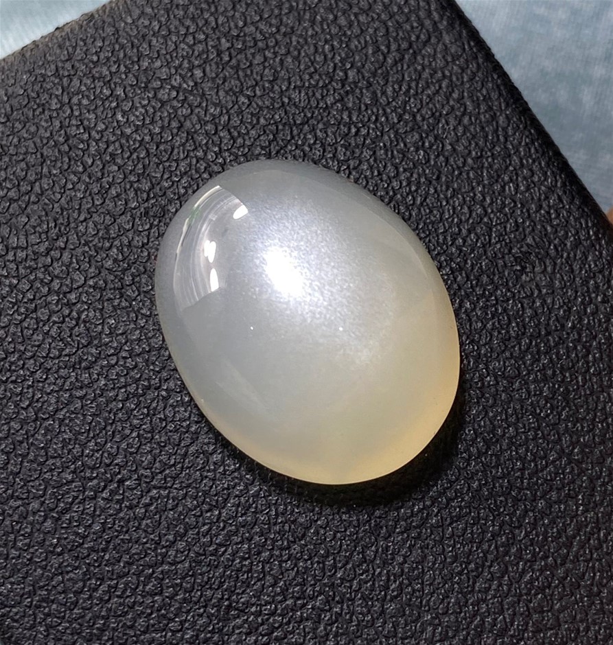 16.65 CT Natural Cat’s Eye Moonstone