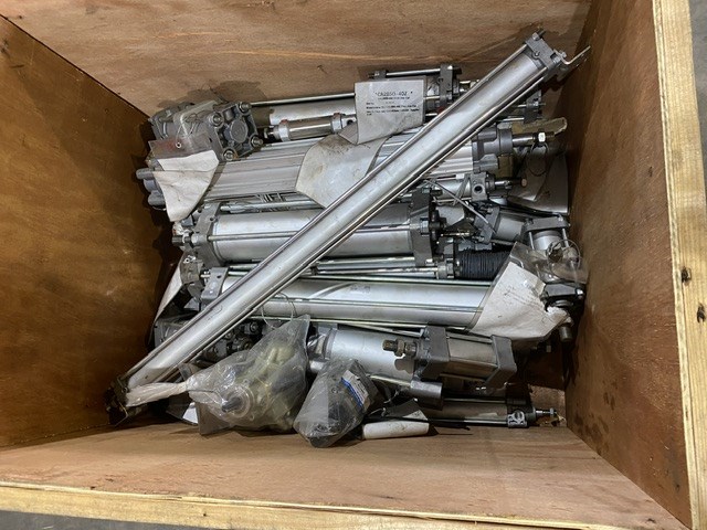 <p>Qty of Assorted SMC Pneumatic Cylinders </p>